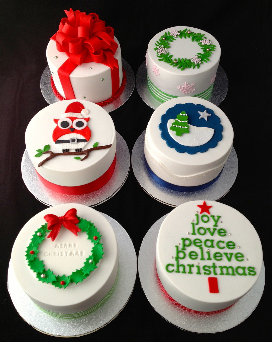 Small Christmas Cakes
 Mini Christmas Cakes CakeCentral