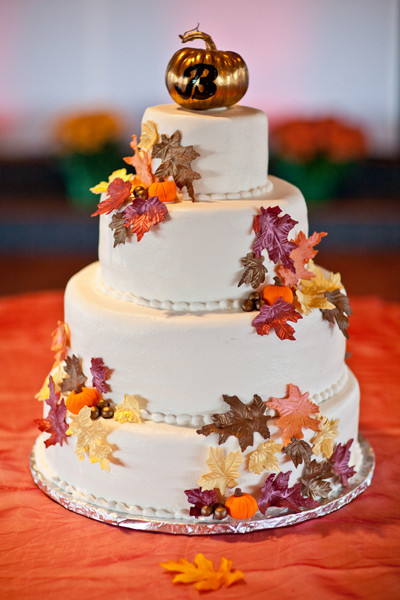 Small Fall Wedding Cakes
 Wedding Themes Fall Weddings