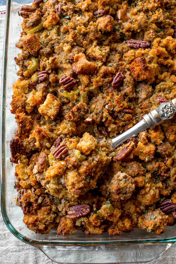 Stuffing Thanksgiving Side Dishes
 the BEST LIST of Thanksgiving side dishes you can make