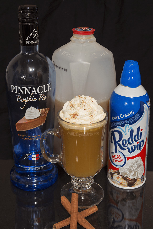 Thanksgiving Alcoholic Drinks
 Holiday Mixed Drink Recipe Thanksgiving In A Glass DIY
