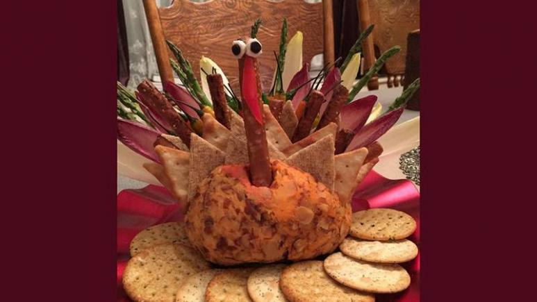 Thanksgiving Appetizers Rachael Ray
 Win Thanksgiving with These Adorable Appetizer Styling