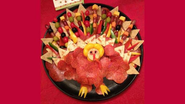 Thanksgiving Appetizers Rachael Ray
 Win Thanksgiving with These Adorable Appetizer Styling