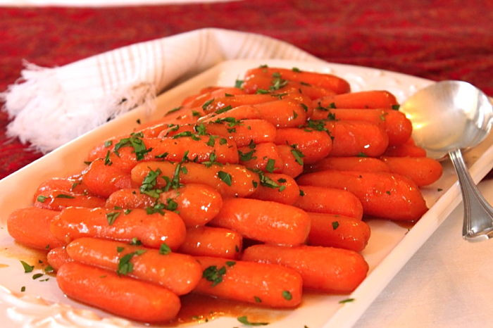Thanksgiving Carrot Side Dishes
 Glazed Carrots with Ginger and Fresh Orange Juice