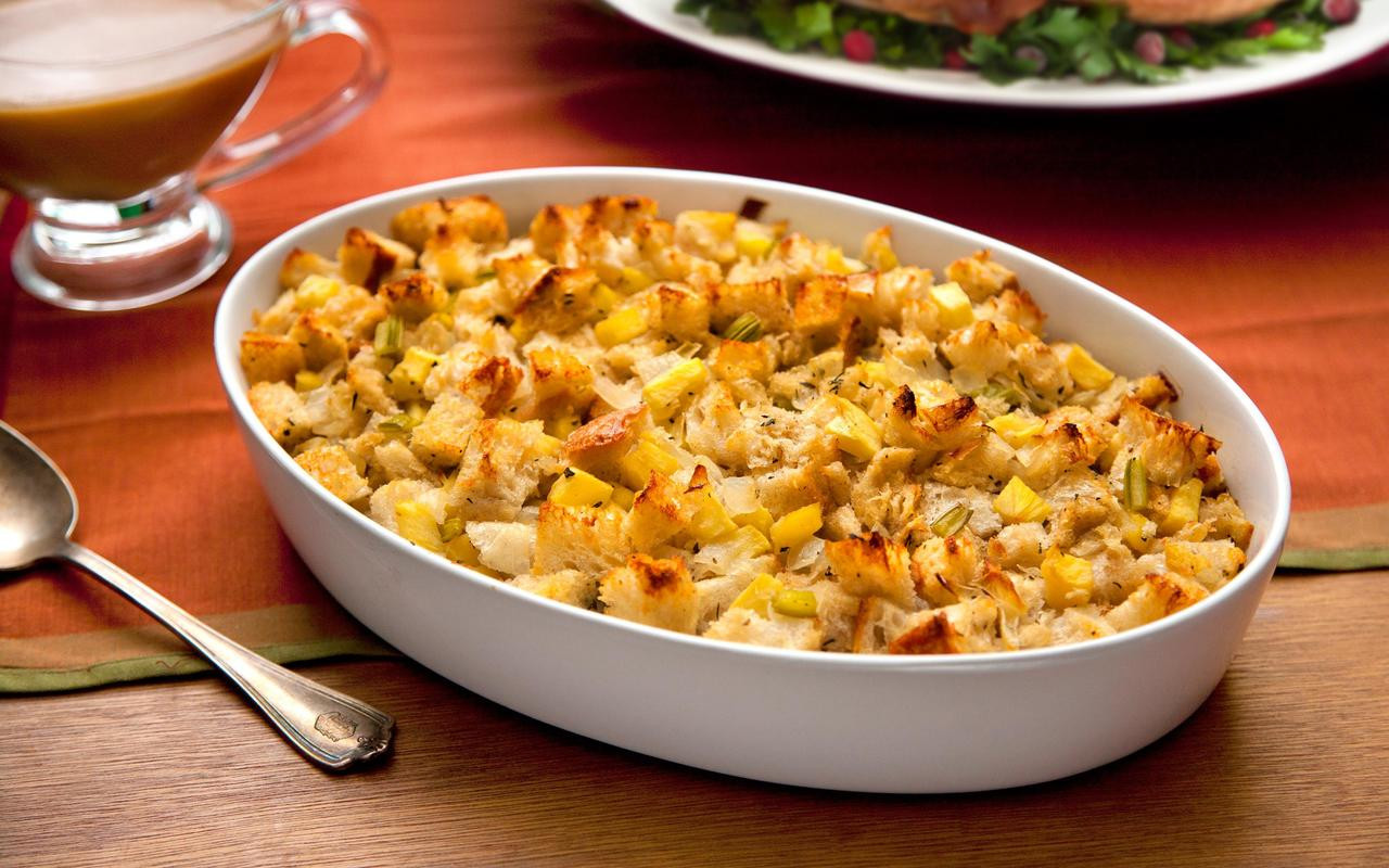 Thanksgiving Cornbread Recipe
 Thanksgiving Stuffing with Apples and Sage Recipe Chowhound
