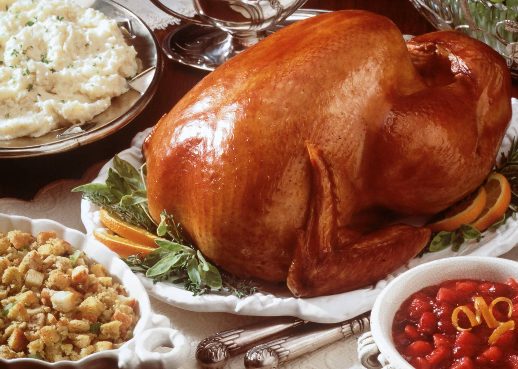 Thanksgiving Dinner Ideas Without Turkey
 Indulge in the Best of the Holiday Season Without