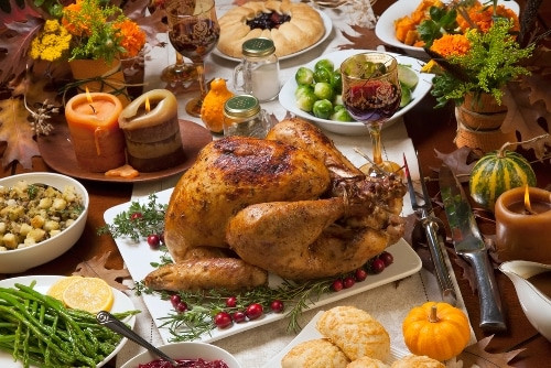 Thanksgiving Dinner Pictures
 Give Thanks with This List of 10 Popular Foods to Eat on