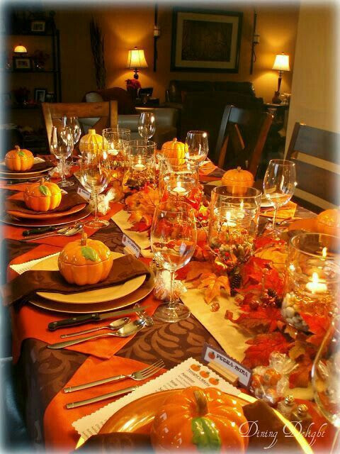 Thanksgiving Dinner Table Settings
 Best 25 Thanksgiving table settings ideas on Pinterest