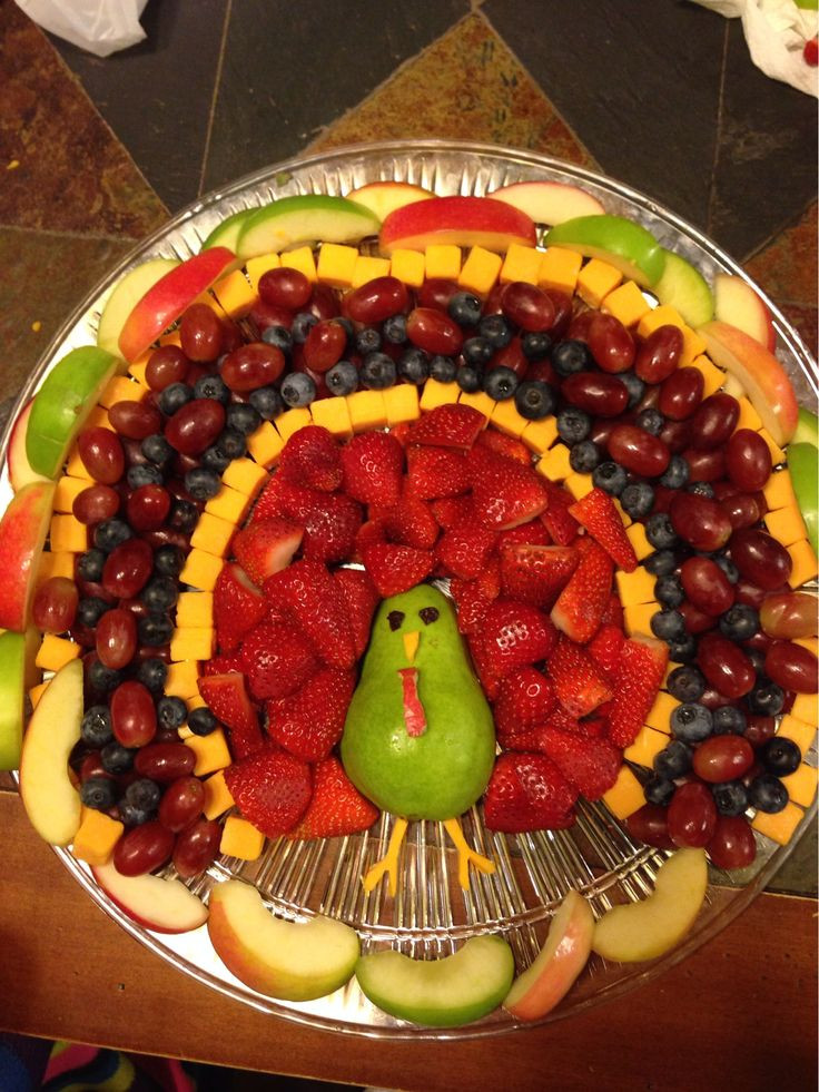 Thanksgiving Fruit Turkey
 Turkey fruit and cheese tray