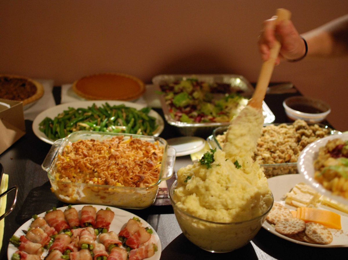 Thanksgiving Potluck Side Dishes
 Thanksgiving Meal Tips And Tricks Business Insider