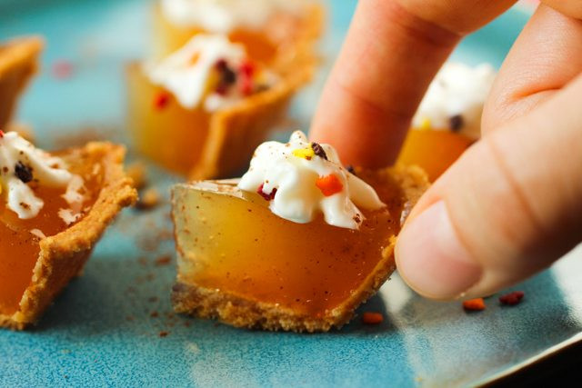 Thanksgiving Pumpkin Pie Recipe
 Apple Pie and Pumpkin Pie Jello Shots [ VIDEO] The