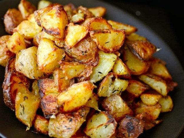 Thanksgiving Roasted Potatoes
 13 Crispy and Creamy Potato Recipes for Your Thanksgiving