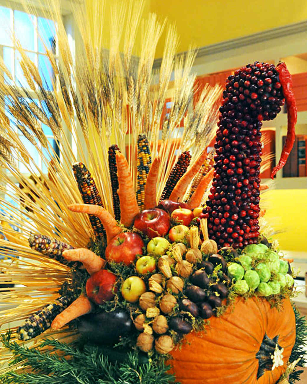 Thanksgiving Turkey Decorations
 27 Fabulous Fall Centerpieces