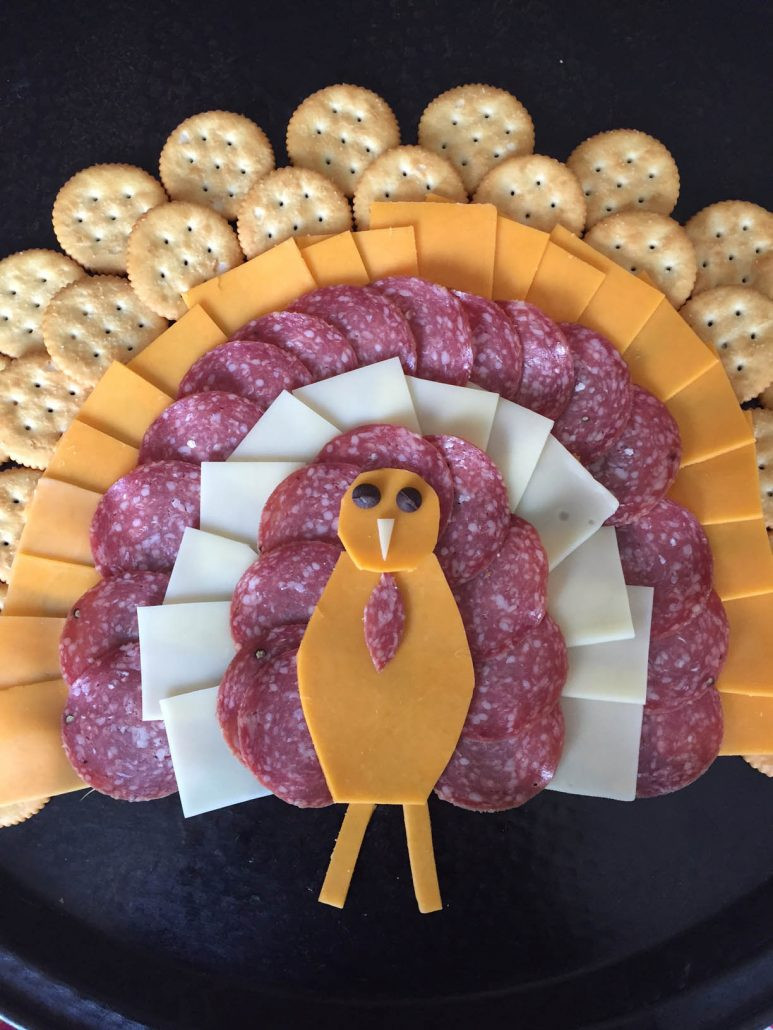 Thanksgiving Turkey Platter
 Thanksgiving Turkey Shaped Cheese Platter Appetizer Recipe