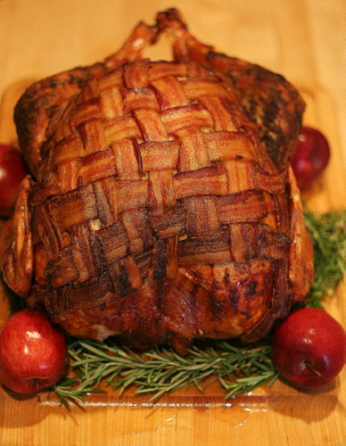 Thanksgiving Turkey With Bacon
 Bacon Blanketed Herb Roasted Turkey