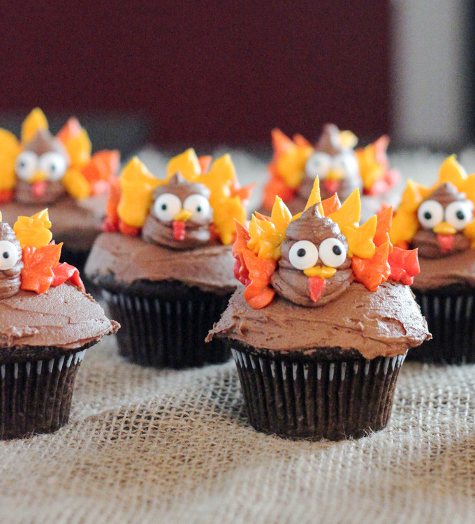 Turkey Cupcakes For Thanksgiving
 Easy Turkey Cupcakes From Calculu∫ to Cupcake∫